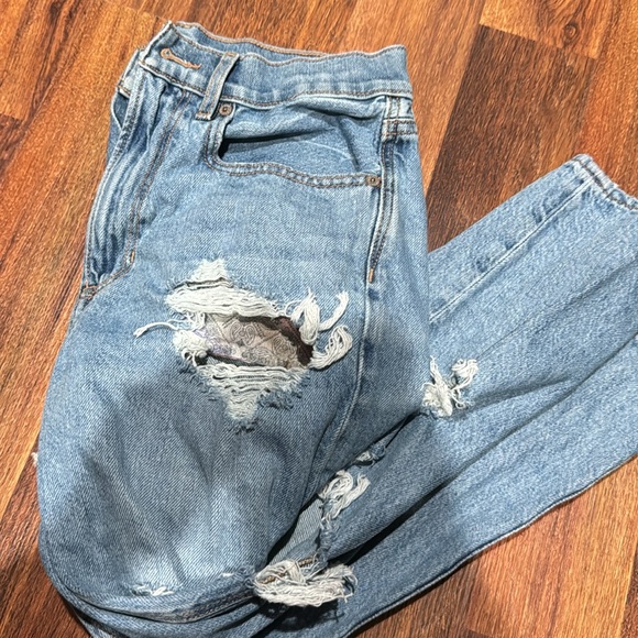 Jeans - Picture 2 of 4